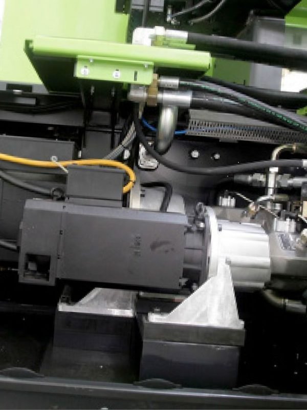 Combinación servomotor-bomba